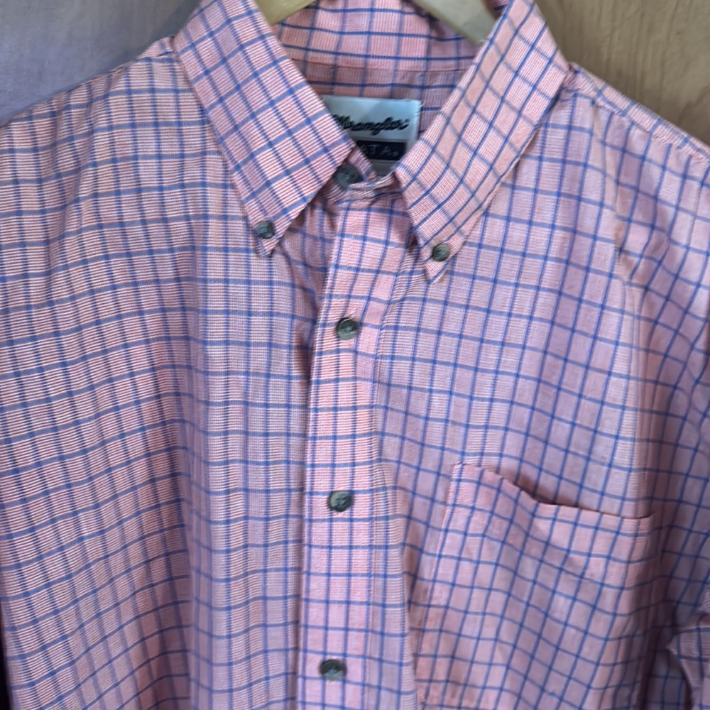 Wrangler Riata button down long sleeve shirt - Picture 2 of 4